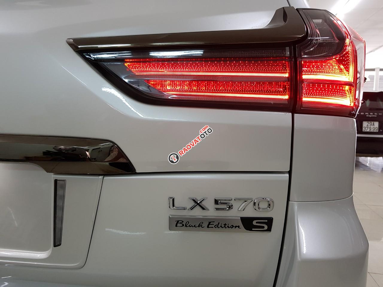 Cần bán xe Lexus LX 570 Black Edition S đời 2019, màu trắng, nhập khẩu-9