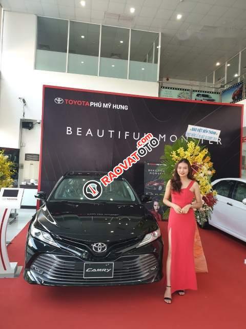 Bán Toyota Camry 2019, màu đen, nhập khẩu Thái Lan-0