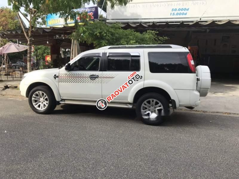 Bán lại Ford Everest 4x2 đời 2014 bản Limited, máy dầu, số tự động-1