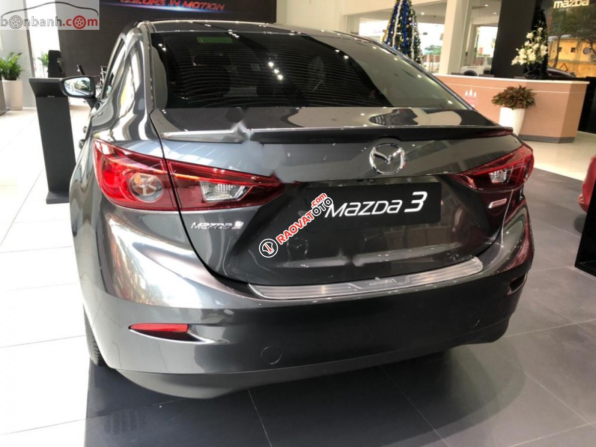 Bán Mazda 3 Luxury đời 2019, màu xám-0