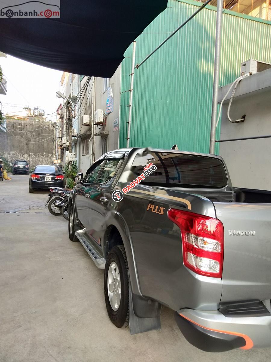 Cần bán lại xe Mitsubishi Triton AT năm 2017, màu xám, xe nhập chính chủ, giá chỉ 535 triệu-4