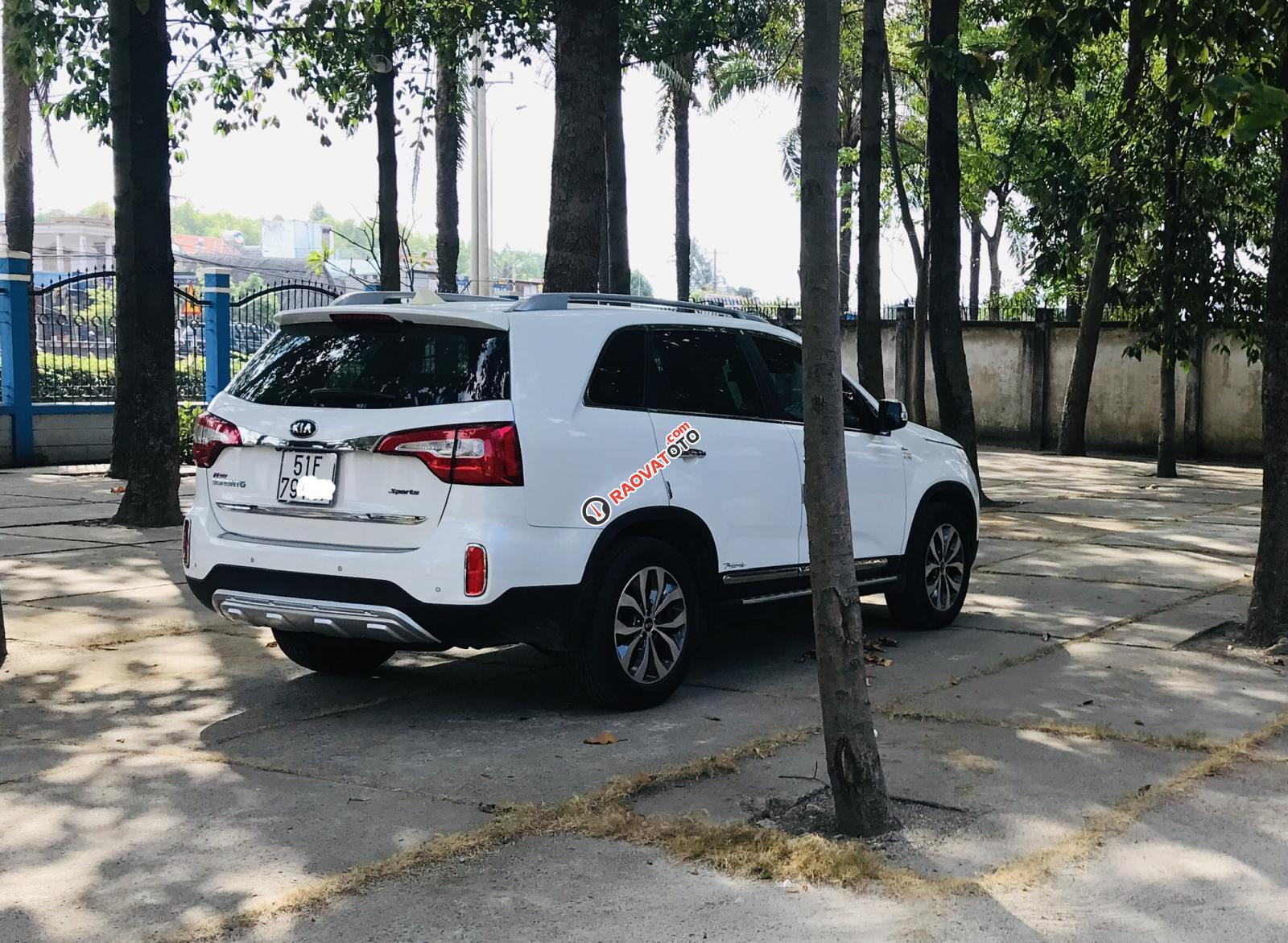 Bán Kia Sorento GAT tiêu chuẩn năm 2016, xe lướt 9500km-1