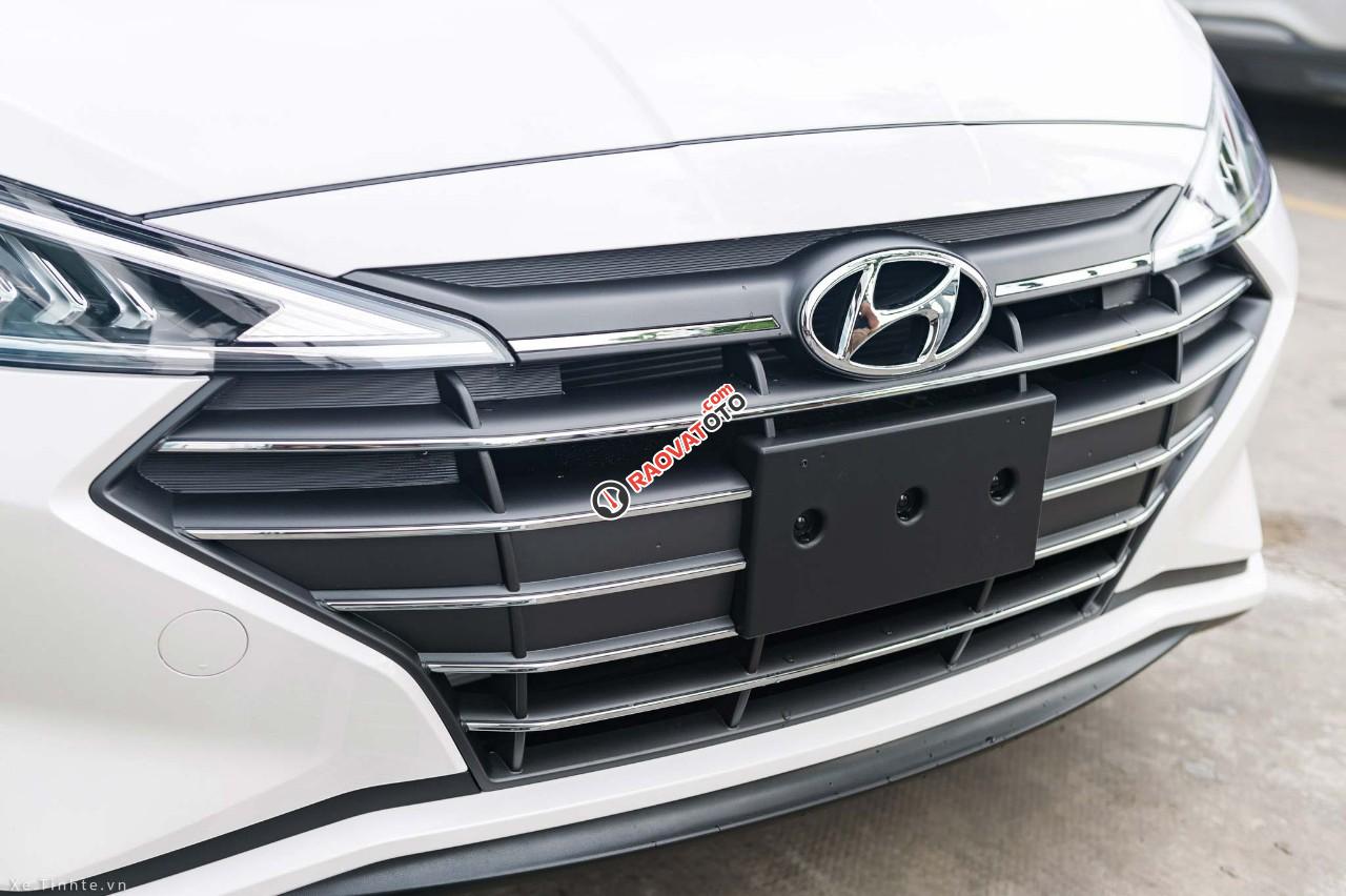 Hyundai Elantra Facelift 2019 - Tặng 20 triệu - giao ngay - 0914 200 733-9