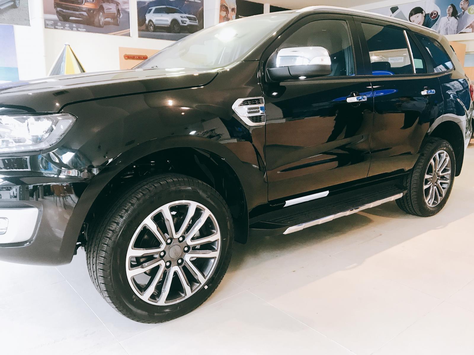 Bán Ford Everest 2.0 Si-turbo, 4x2 AT 10 cấp-1