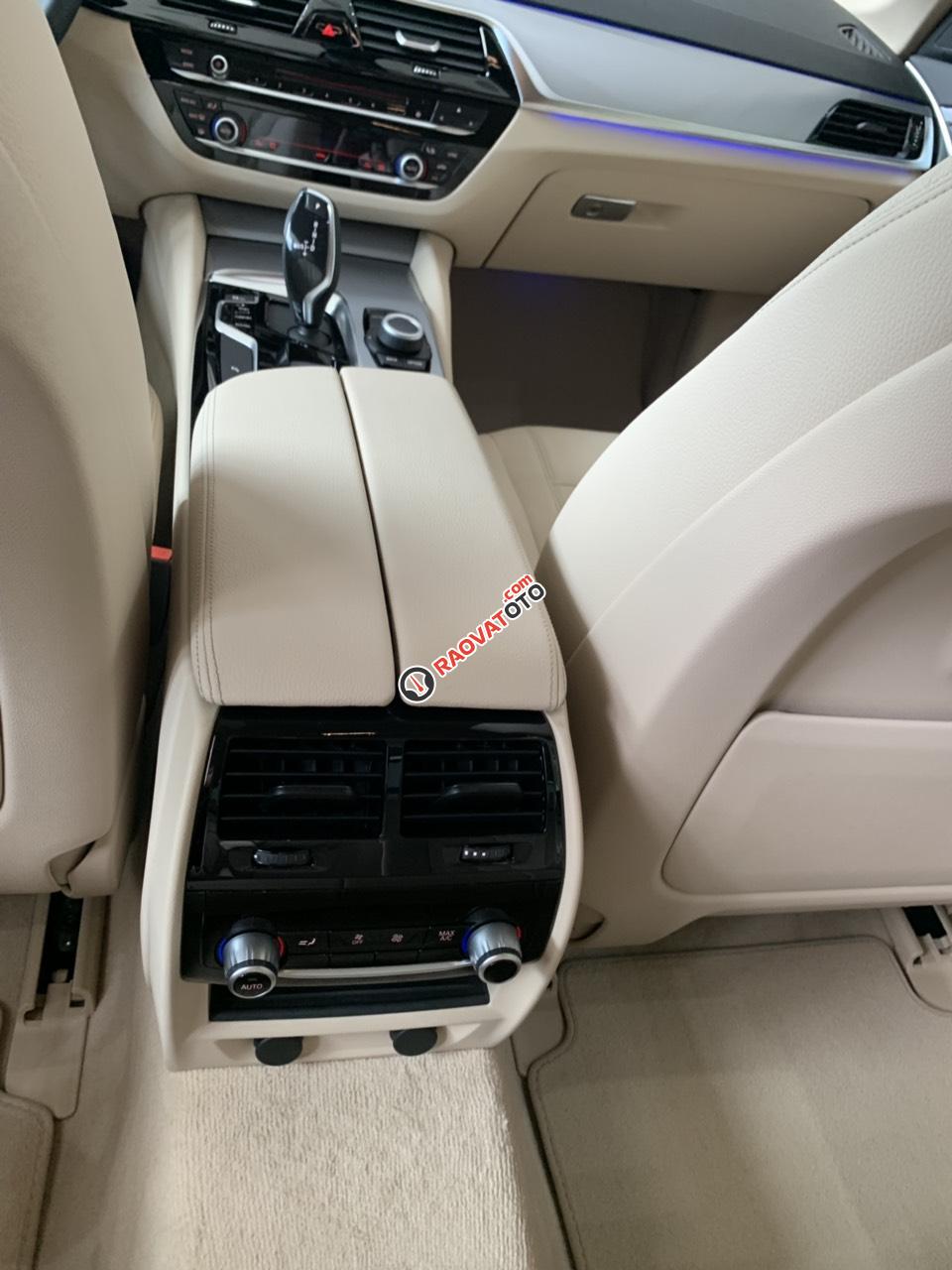 [BMW Quận 2] BMW 520i All new, giảm tiền mặt, bảo hiểm vật chất, bảo dưỡng. Hotline PKD 0908 526 727-6