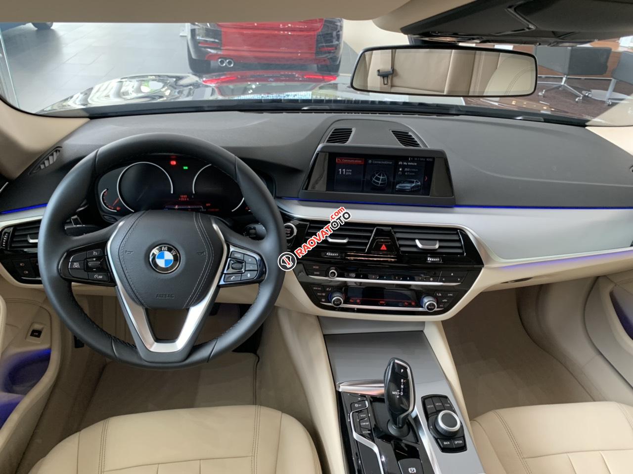 [BMW Quận 2] BMW 520i All new, giảm tiền mặt, bảo hiểm vật chất, bảo dưỡng. Hotline PKD 0908 526 727-1