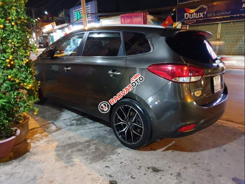 Bán xe Kia Rondo GATH năm sản xuất 2015, màu xám, nhập khẩu còn mới-2