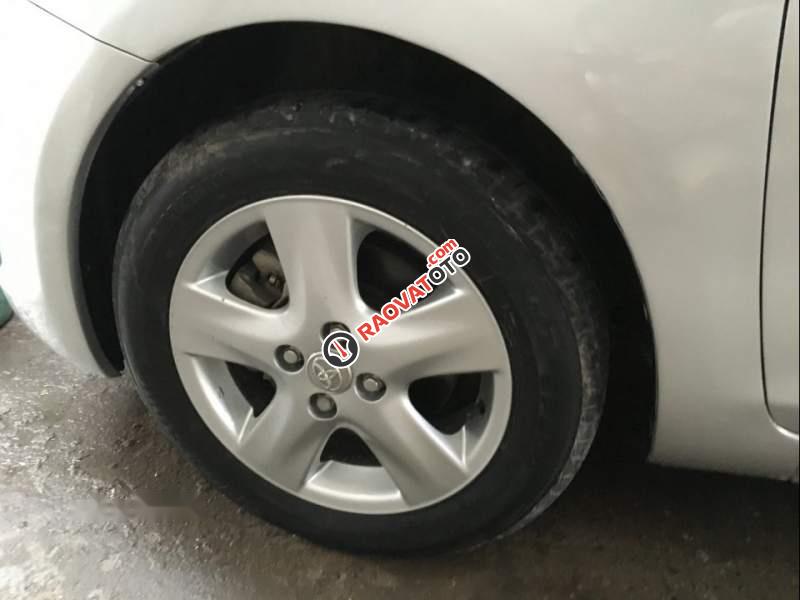 Cần bán xe Toyota Vios G sản xuất năm 2008, màu bạc-0