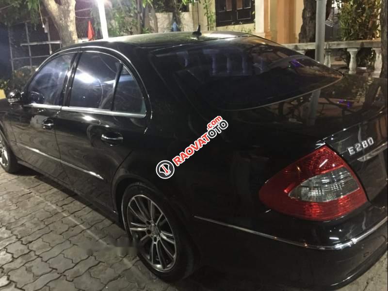 Bán Mercedes E200 2008, màu đen -1