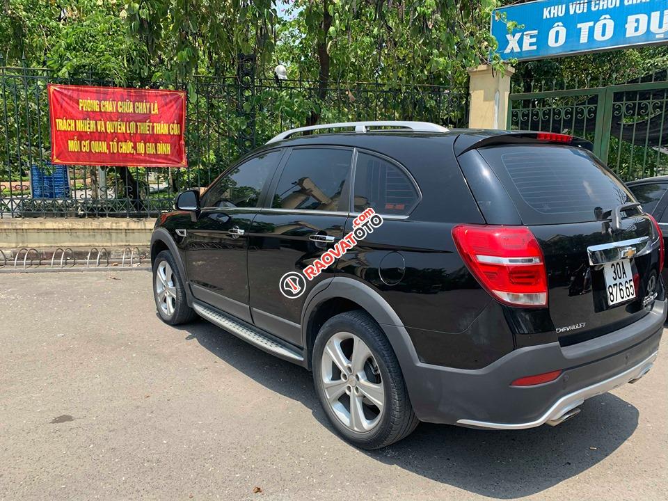 Cần bán Chevrolet Captiva LTZ đời 2016, màu đen số tự động-3