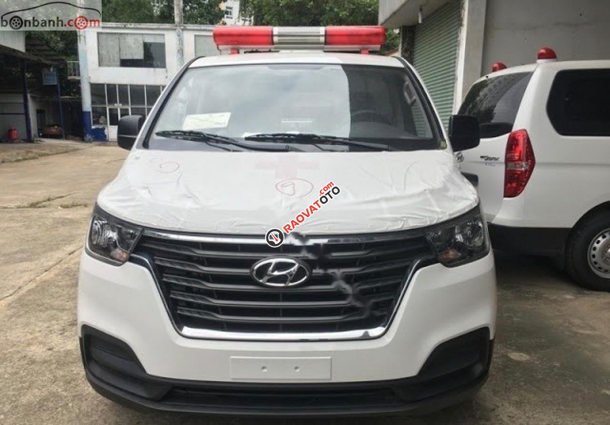 Bán Hyundai Grand Starex 2019, màu trắng, nhập khẩu-3