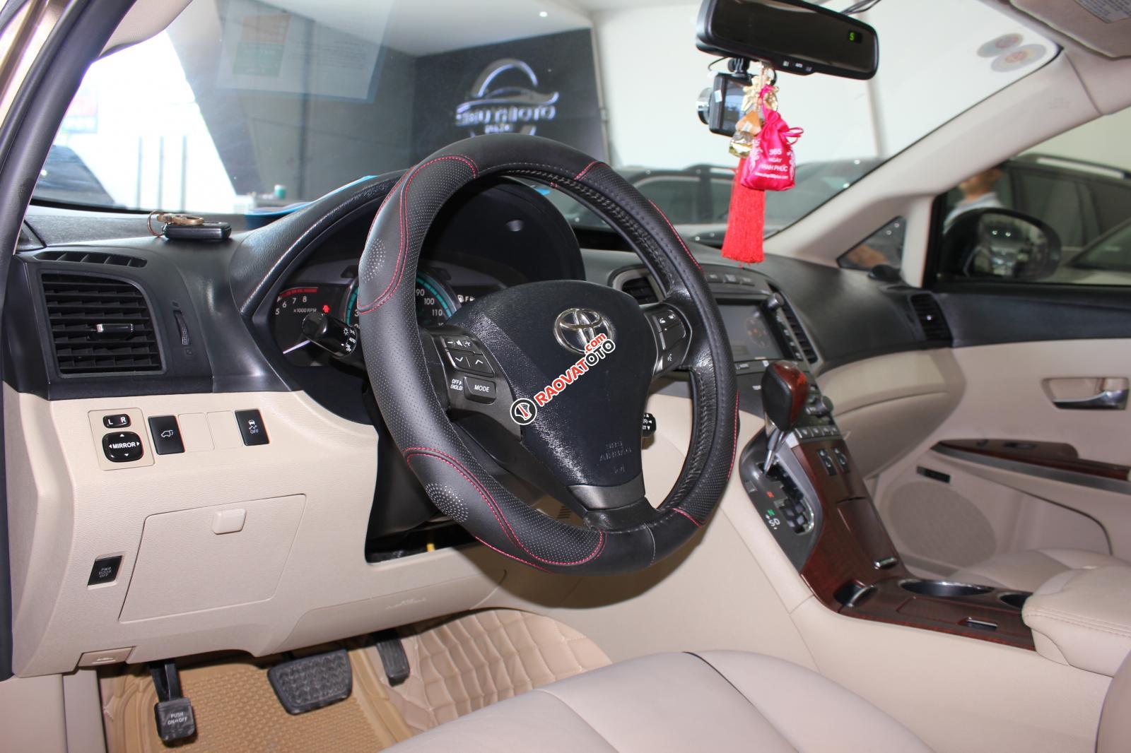 Bán ô tô Toyota Venza năm sản xuất 2011, màu nâu, nhập khẩu -2