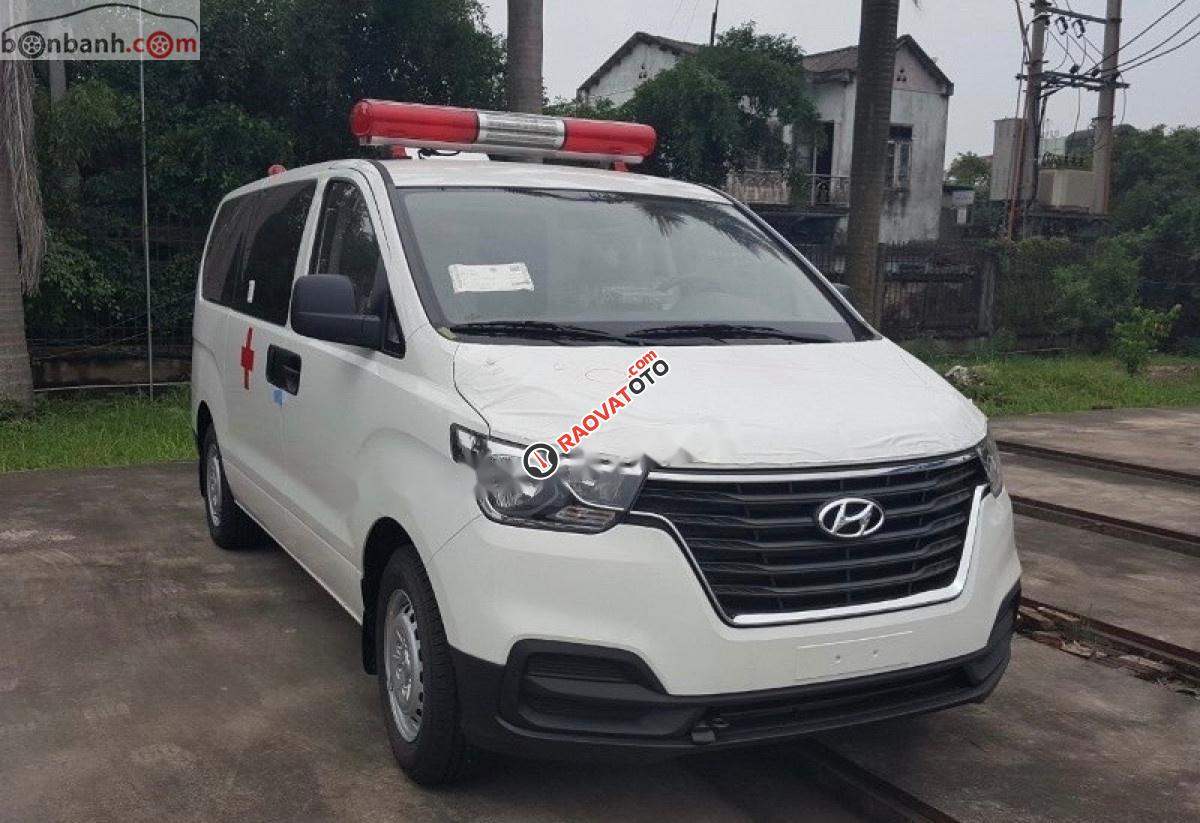 Bán Hyundai Grand Starex 2019, màu trắng, nhập khẩu-1