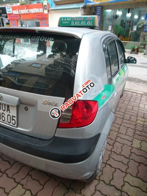 Bán Hyundai Getz 1.1 đời 2009, màu bạc, xe một lái đẹp xuất sắc-2