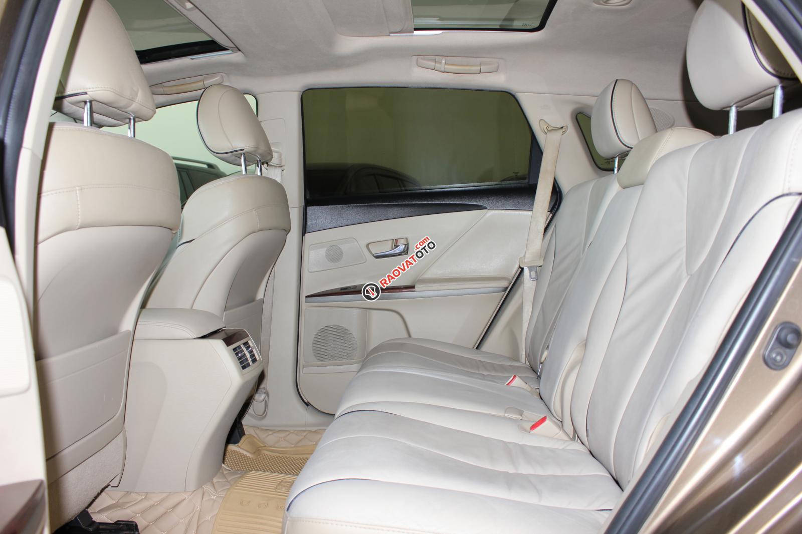 Bán ô tô Toyota Venza năm sản xuất 2011, màu nâu, nhập khẩu -1