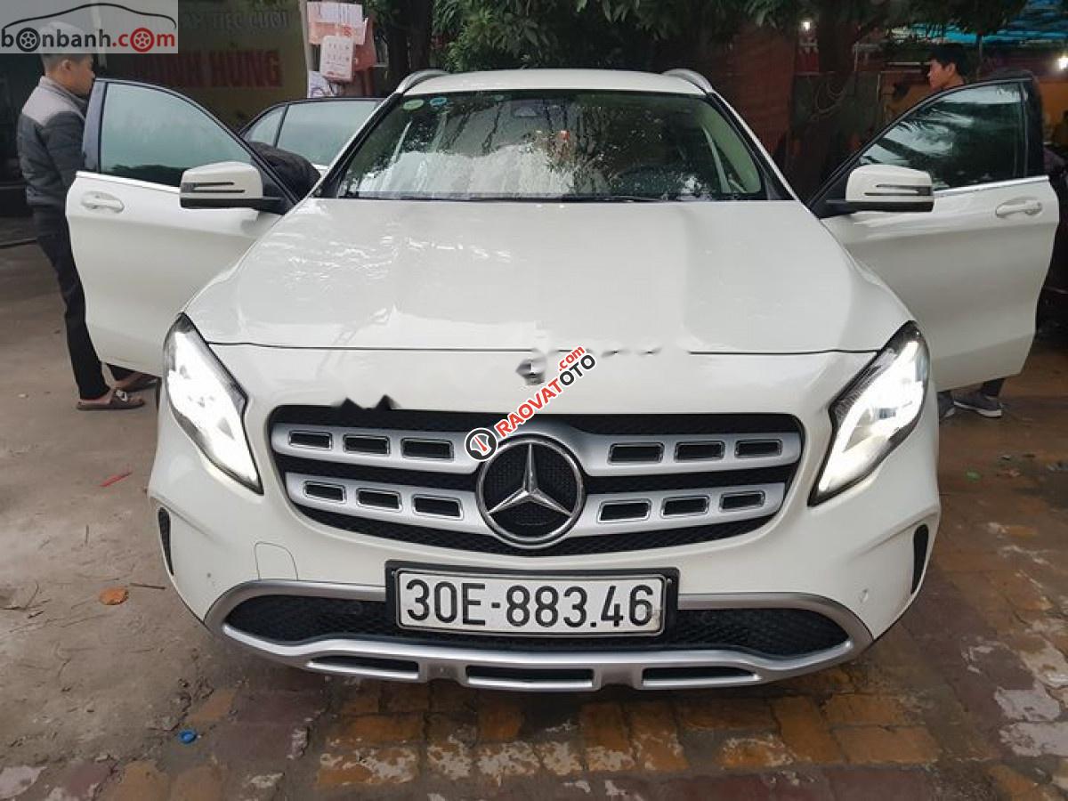 Bán Mercedes GLA 200 đời 2017, màu trắng, nhập khẩu -1