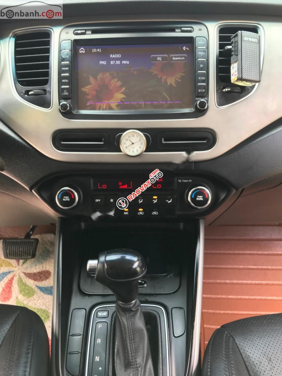 Bán Kia Rondo DAT năm sản xuất 2015, màu trắng, xe gia đình -1