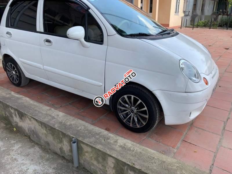 Cần bán Daewoo Matiz MT năm 2007, màu trắng,  Cam kết xe nhà tôi không có lỗi-3