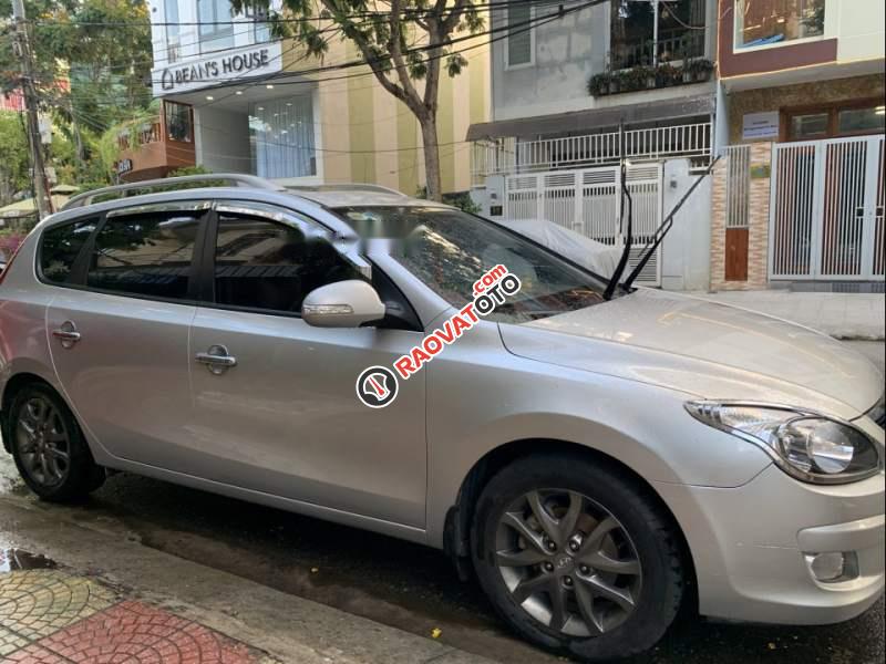 Bán Hyundai i30 CW đời 2010, màu bạc, xe nhập  -3