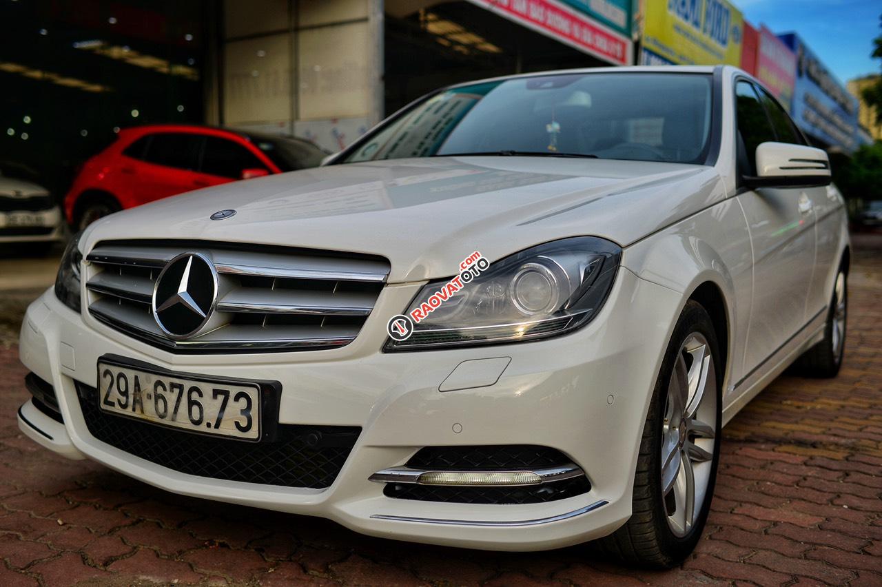 Bán Mercedess C200 sản xuất 2012, model 2013, đăng ký 2013-4