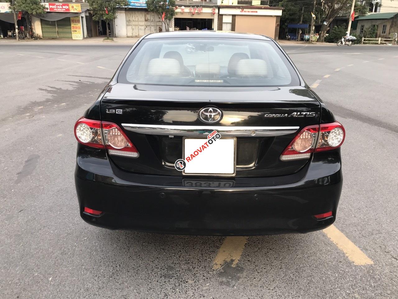 Cần bán xe Toyota Corolla altis 1.8G năm sản xuất 2011, màu đen, xe cực tuyển-0