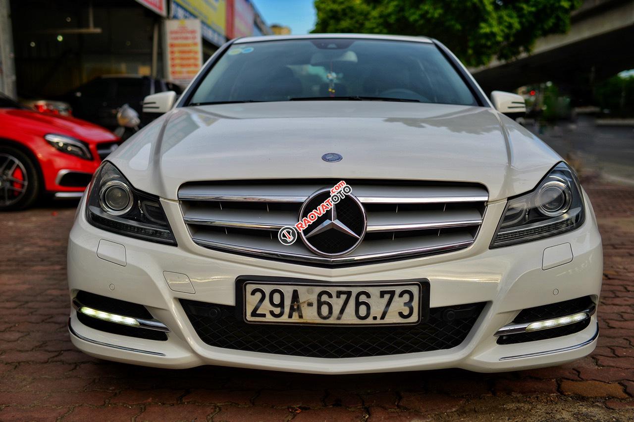 Bán Mercedess C200 sản xuất 2012, model 2013, đăng ký 2013-3