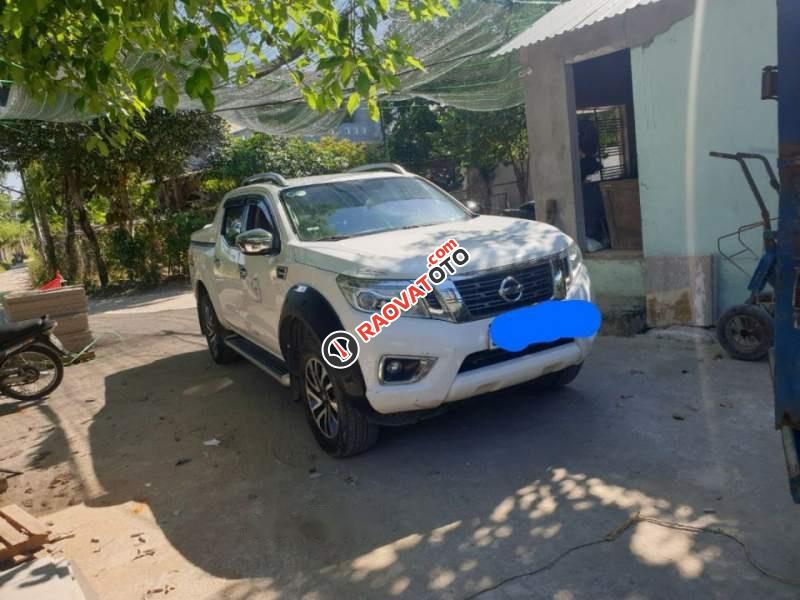 Bán xe Nissan Navara NP300 đời 2016, màu trắng, nhập khẩu-0