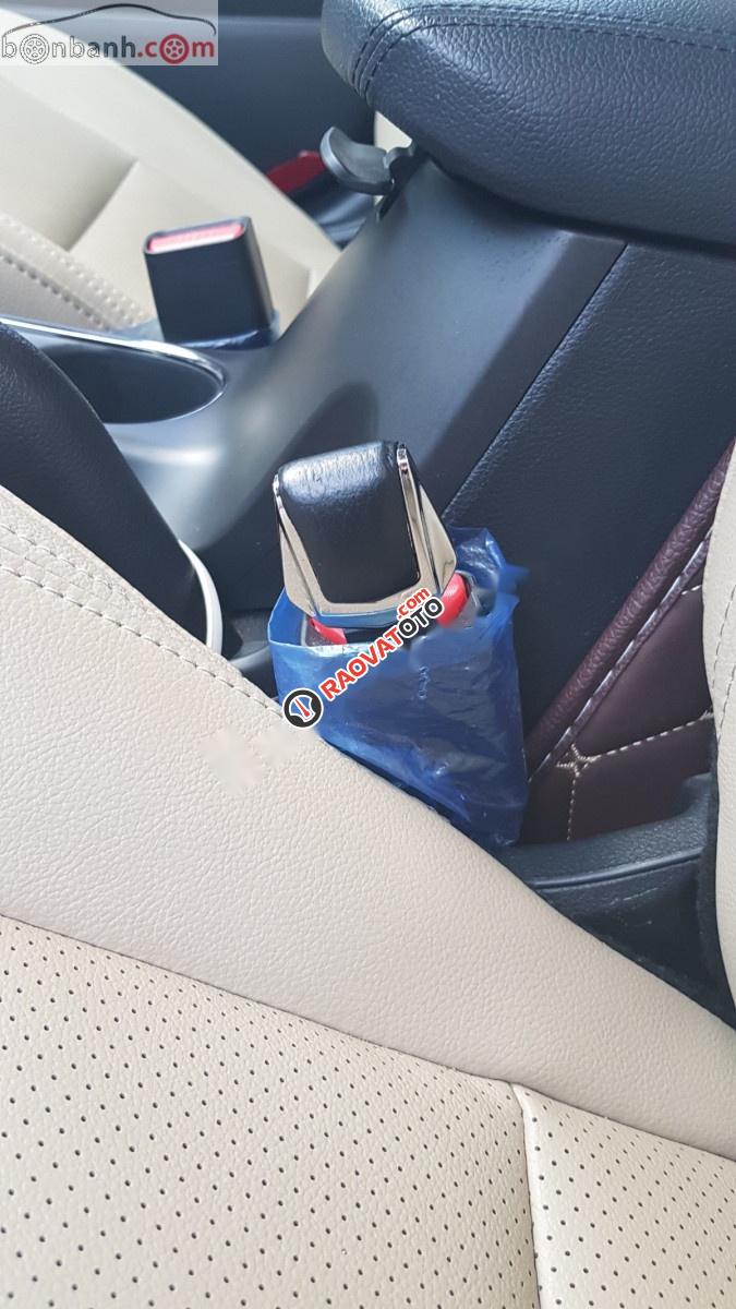 Bán ô tô Kia Cerato Signature 2.0 AT năm 2017, màu đỏ chính chủ-1