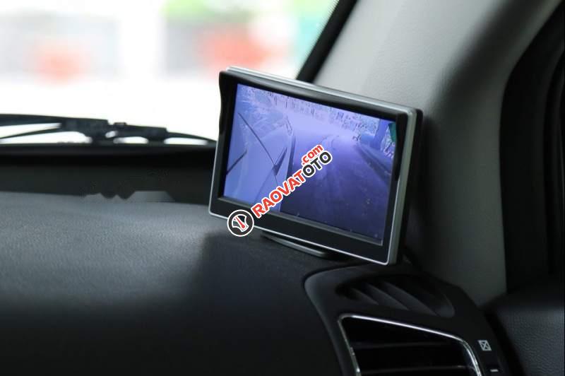 Bán xe Chevrolet Captiva Revv LTZ đời 2016, màu trắng chính chủ-3