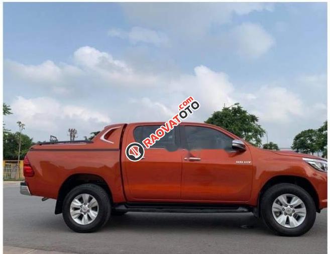 Bán xe Toyota Hilux G sản xuất 2016 chính chủ, giá chỉ 698 triệu-0