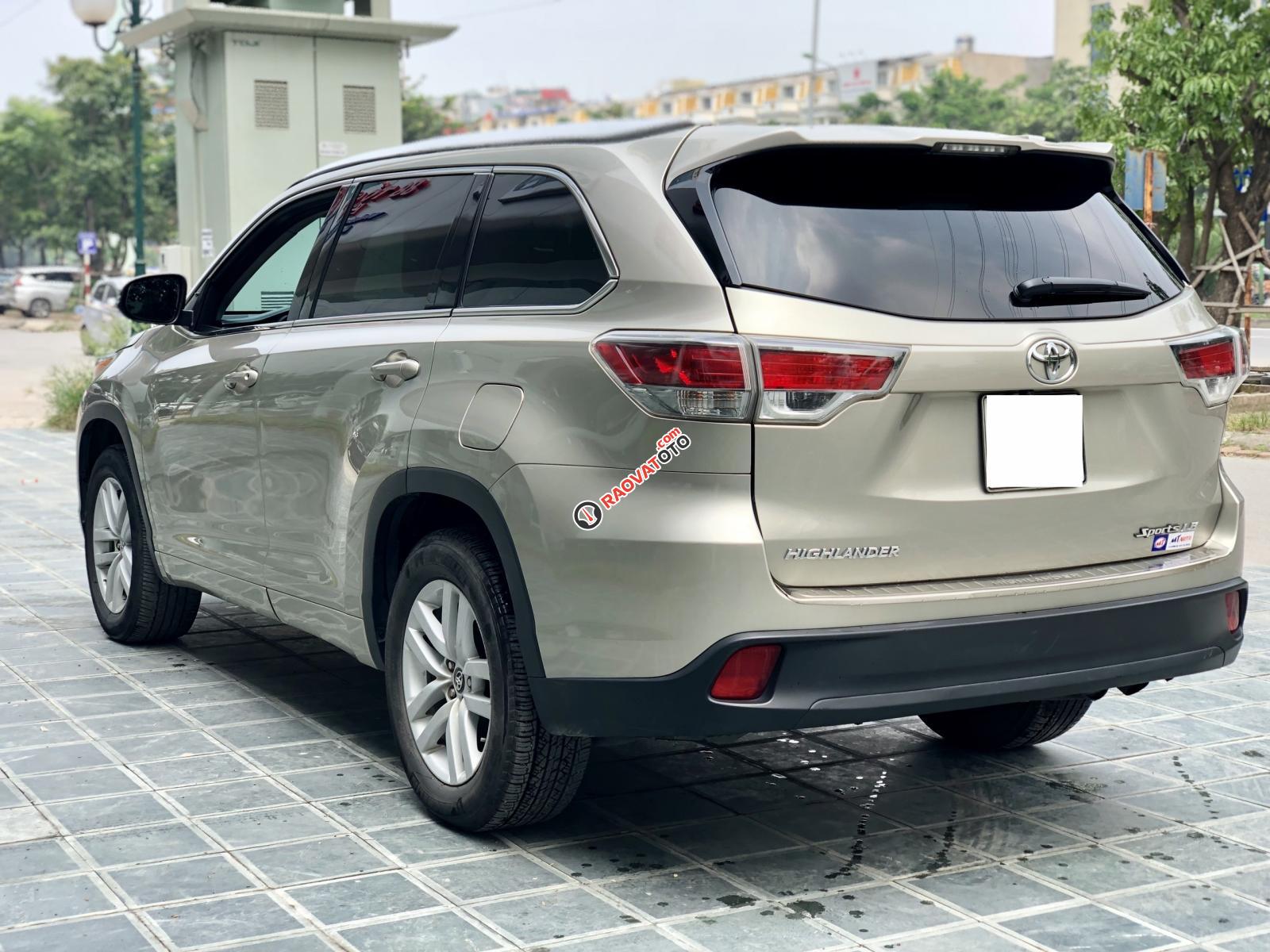 Bán xe Toyota Highlander LE 2.7 2016, màu vàng, nhập Mỹ LH 0945.39.2468-6