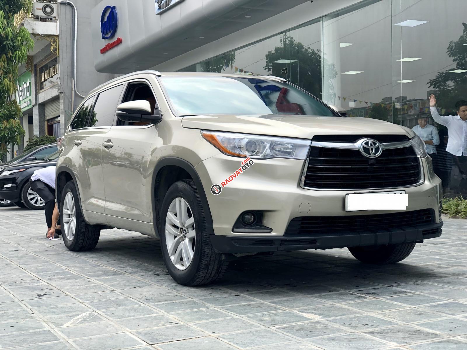 Bán xe Toyota Highlander LE 2.7 2016, màu vàng, nhập Mỹ LH 0945.39.2468-2