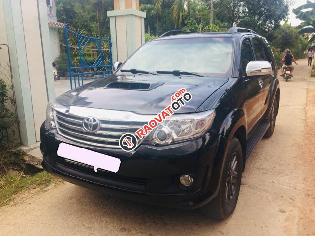 Cần bán Toyota Fortuner G sản xuất năm 2013, màu đen-4