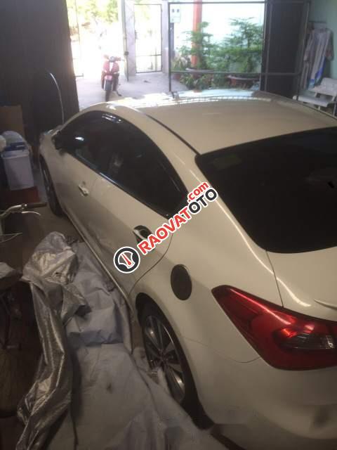 Cần bán lại xe Kia K3 2.0 năm 2015, màu trắng, xe đẹp-0