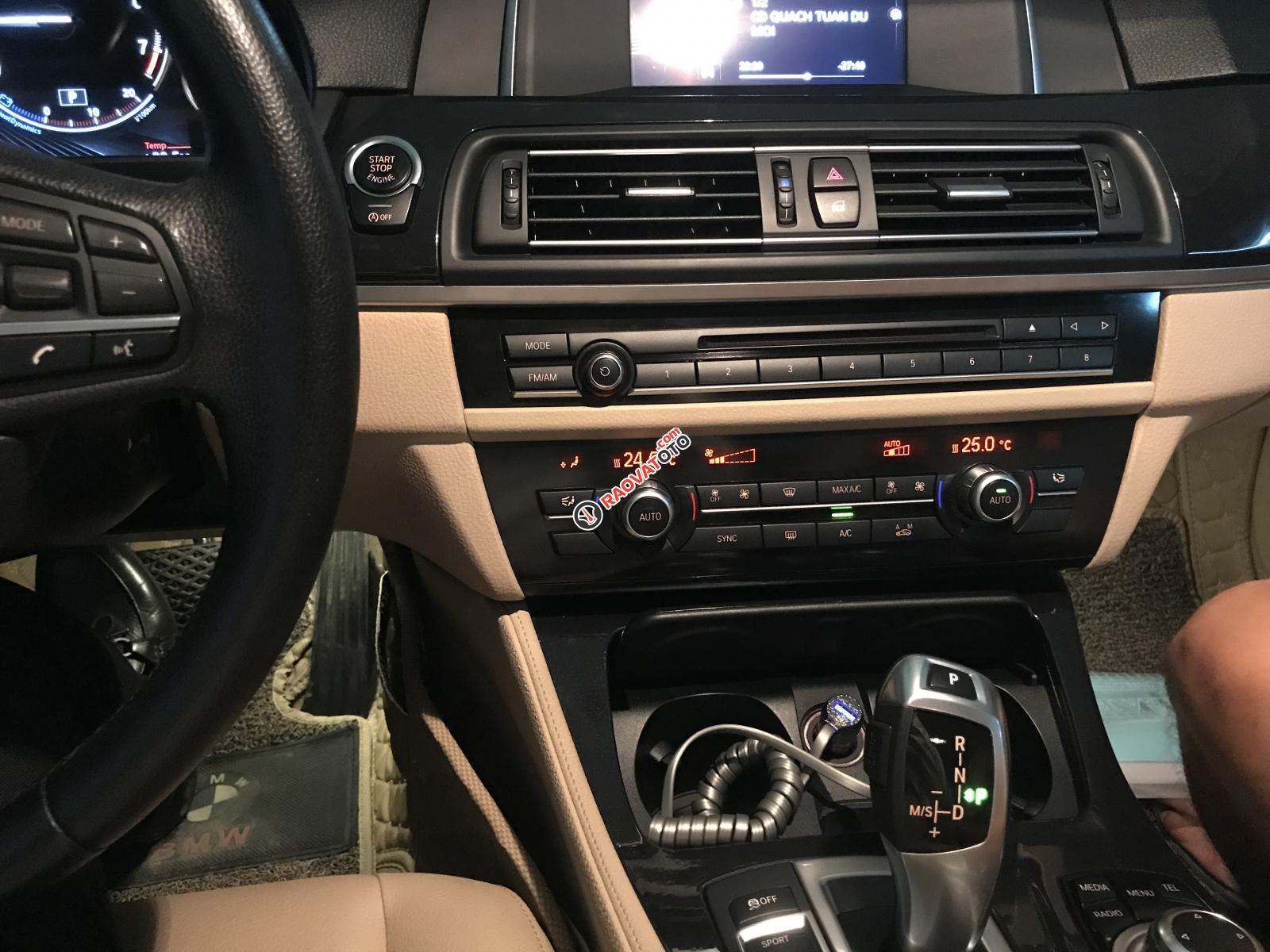 Cần bán xe BMW 5 Series sản xuất năm 2015, màu đen, xe nhập-4