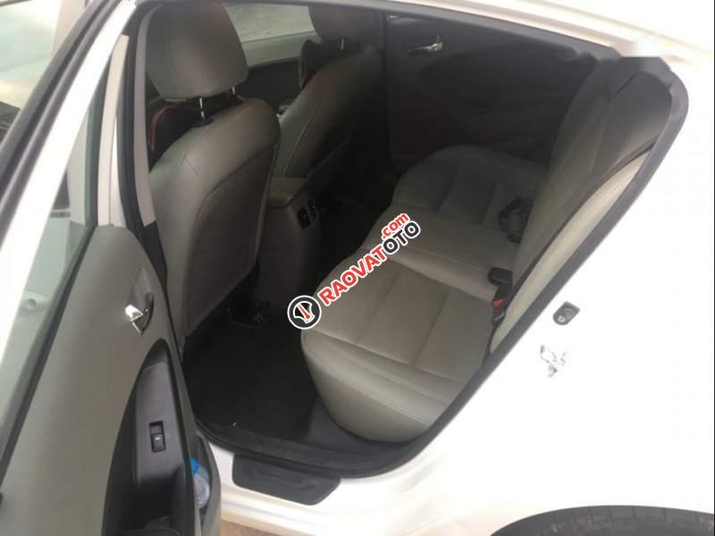 Bán Kia K3 AT năm 2016, màu trắng, cam kết chưa đâm đụng, ngập nước-3