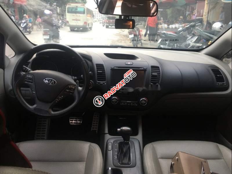 Bán Kia K3 AT năm 2016, màu trắng, cam kết chưa đâm đụng, ngập nước-4