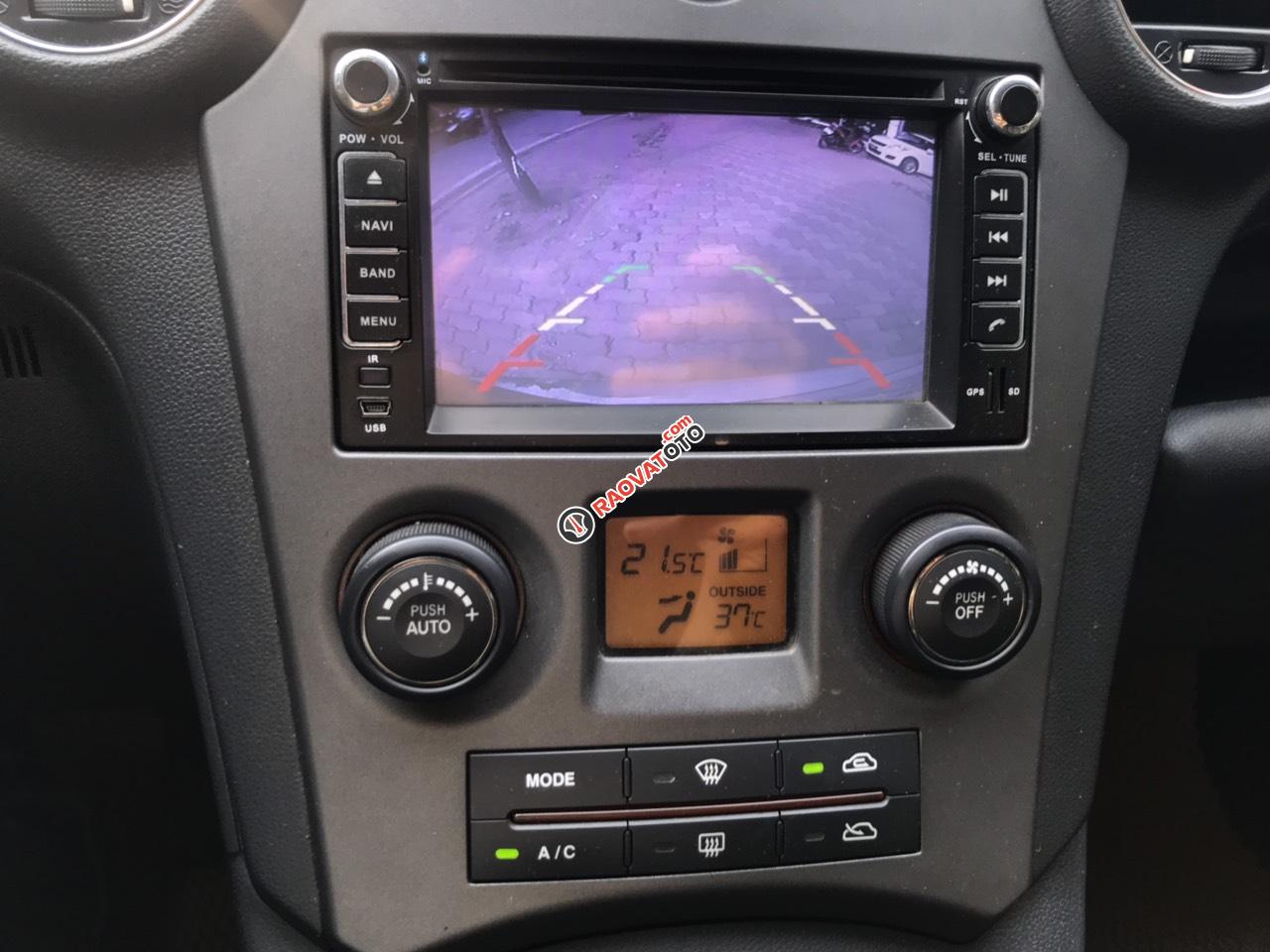 Cần bán Kia Carens 2.0MT 2016, màu vàng-4