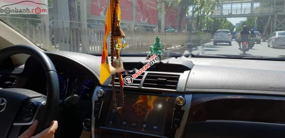 Bán xe Toyota Camry 2.0 sản xuất 2014, màu đen, giá chỉ 890 triệu-2