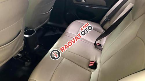 Bán xe cũ Chevrolet Cruze MT sản xuất 2011, màu đen-9