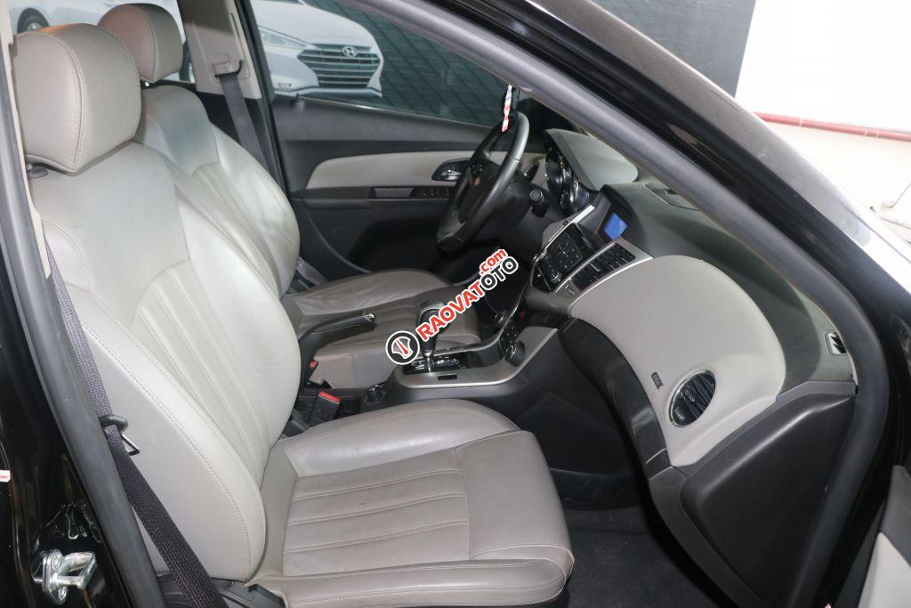 Bán Chevrolet Cruze LTZ 1.8AT năm sản xuất 2015, màu đen-8