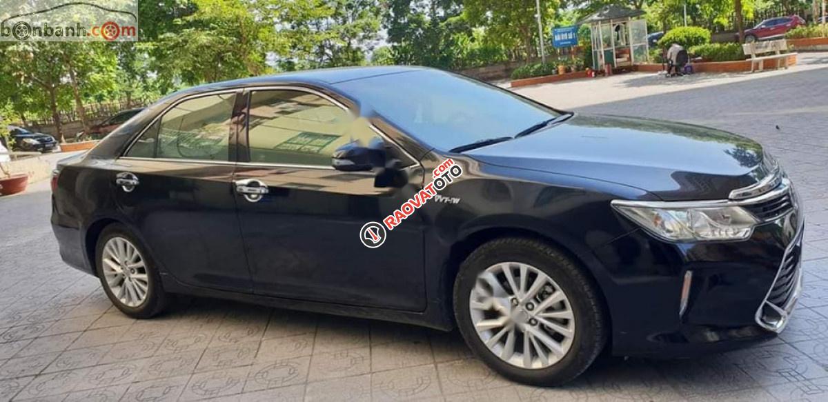 Bán xe Toyota Camry 2.0 sản xuất 2014, màu đen, giá chỉ 890 triệu-1