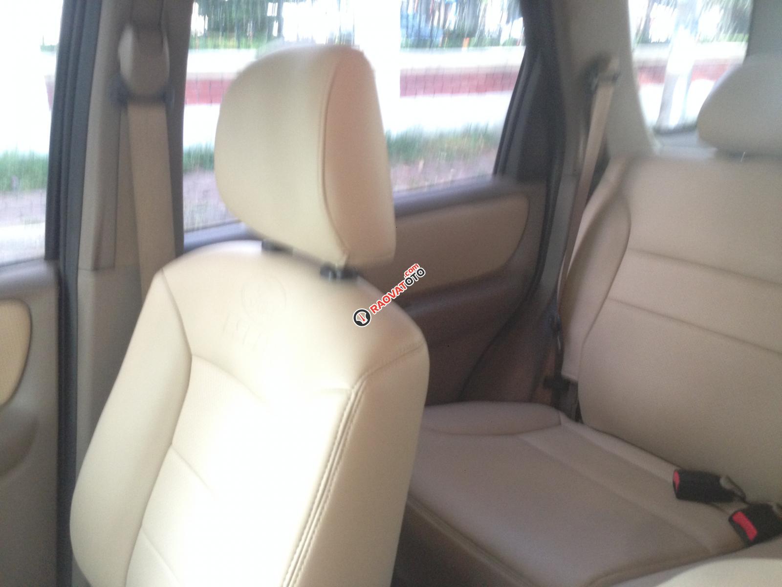 Bán xe Ford Escape 3.0 V6 2004, màu đen, còn mới-2