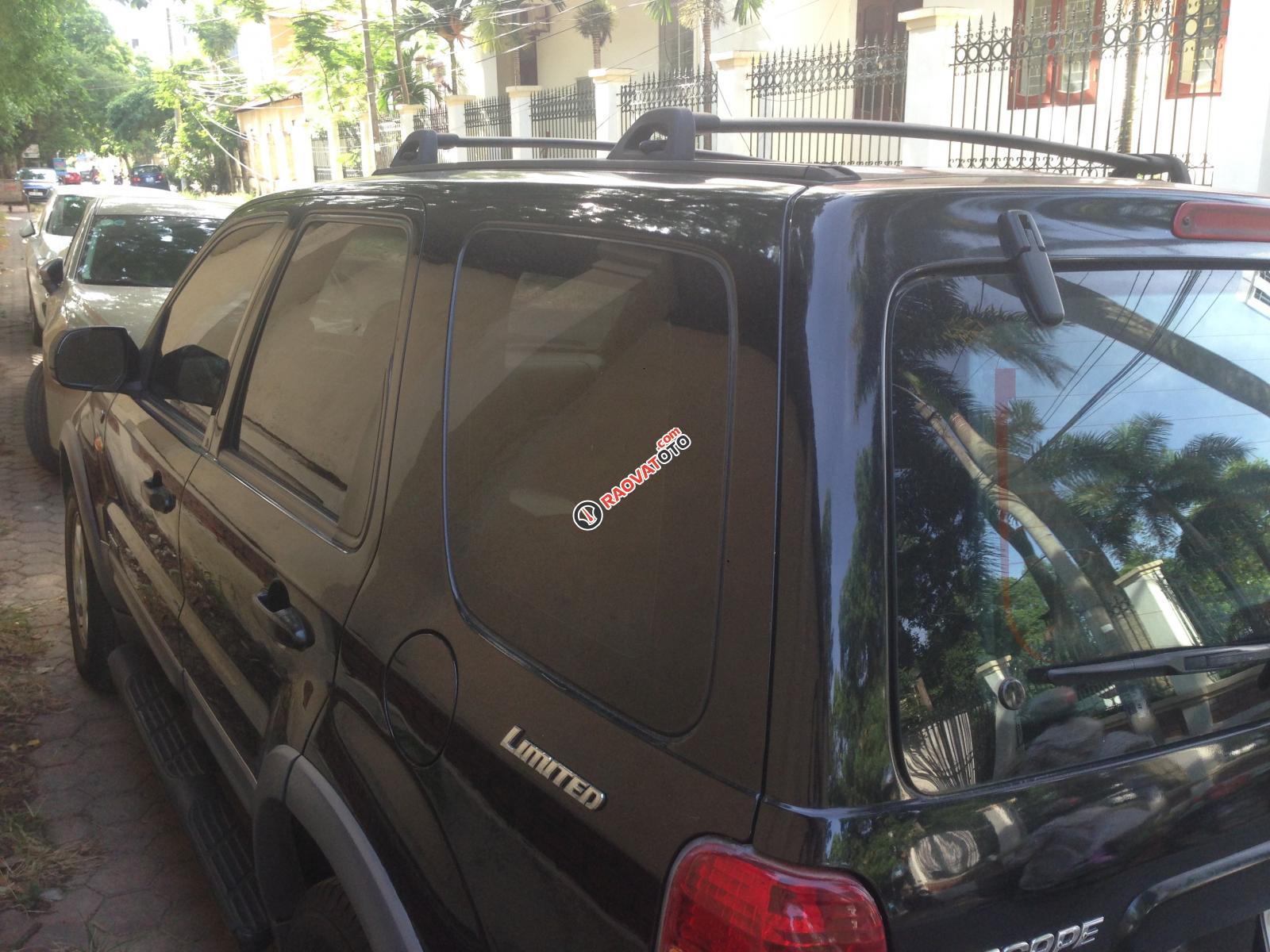 Bán xe Ford Escape 3.0 V6 2004, màu đen, còn mới-0