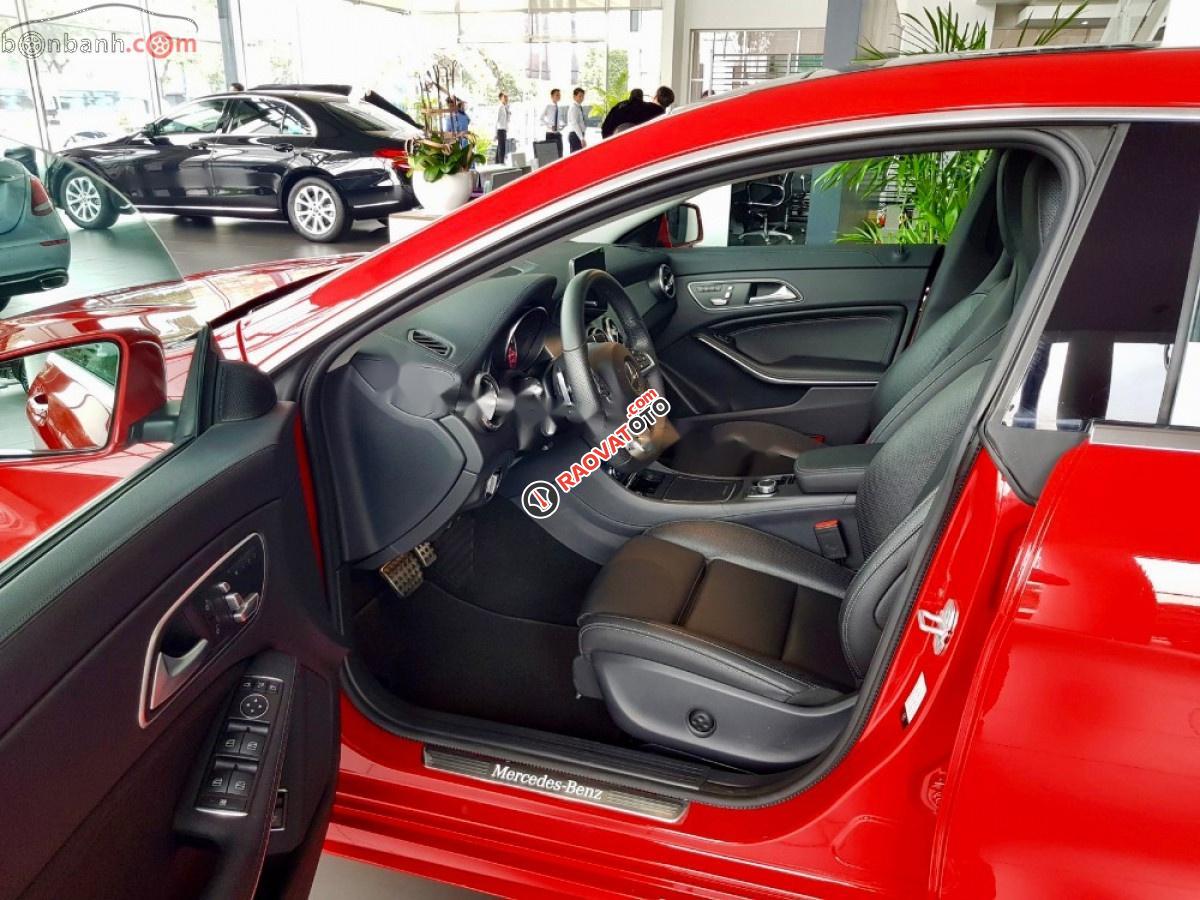 Bán xe Mercedes CLA 250 đời 2019, màu đỏ, nhập khẩu-0