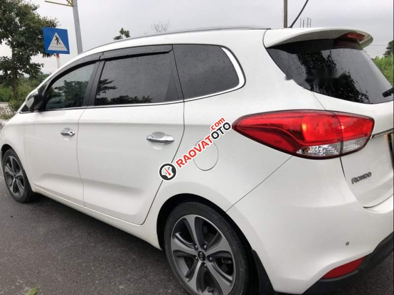 Bán xe Kia Rondo GAT đời 2015, màu trắng-4