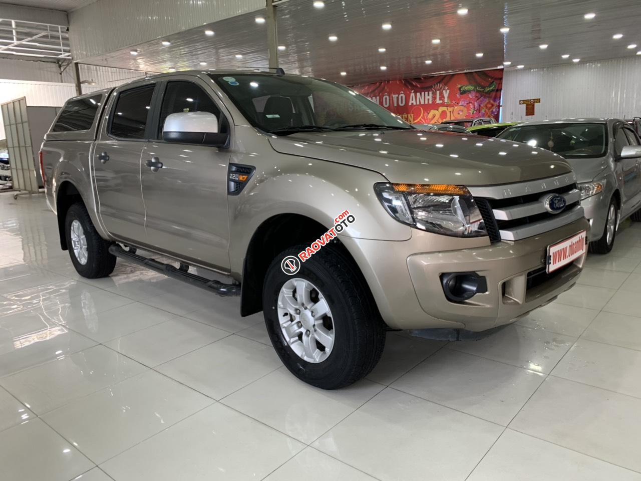 Bán Ford Ranger sản xuất 2015, màu vàng kem-2