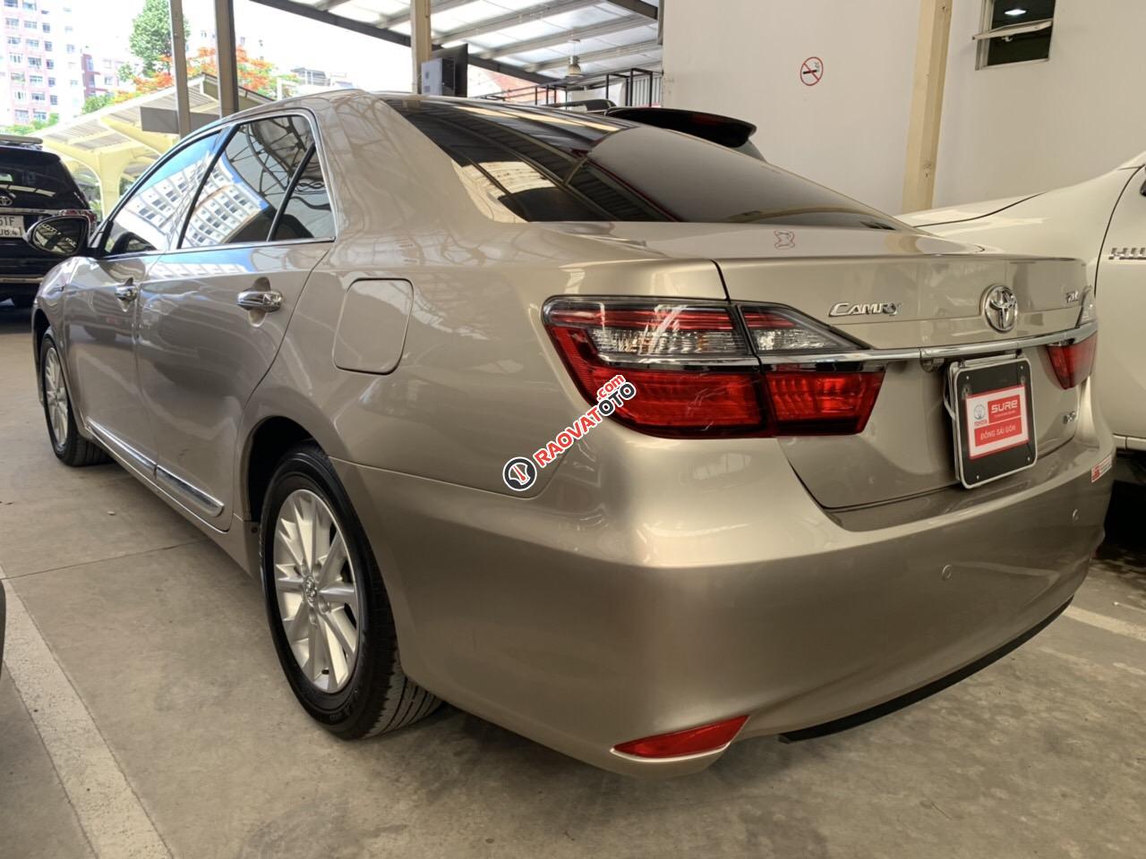 Bán Camry 2.0E 2016, giảm mạnh lên đến 40 triệu khi khách yêu đến xem xe-4