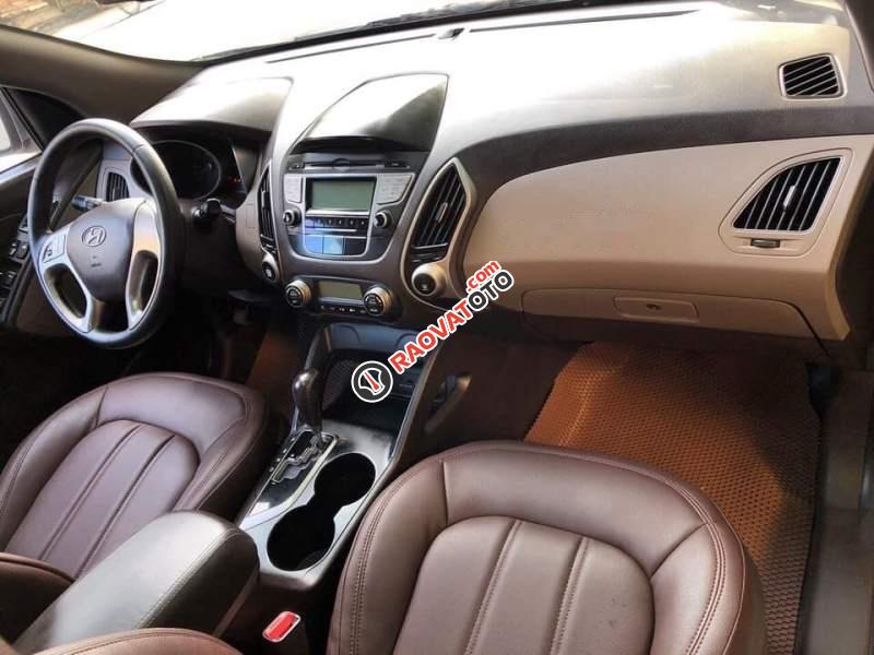 Bán xe Hyundai Tucson 2.0AT 2010, màu vàng, nhập khẩu  -5