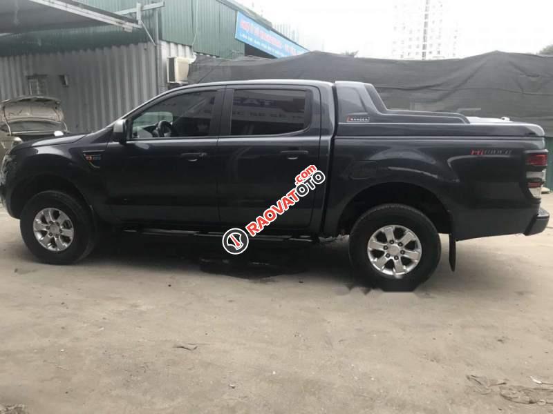 Bán xe Ford Ranger 2013 XLS số sàn, biển HN, tên cá nhân chính chủ từ mới-0